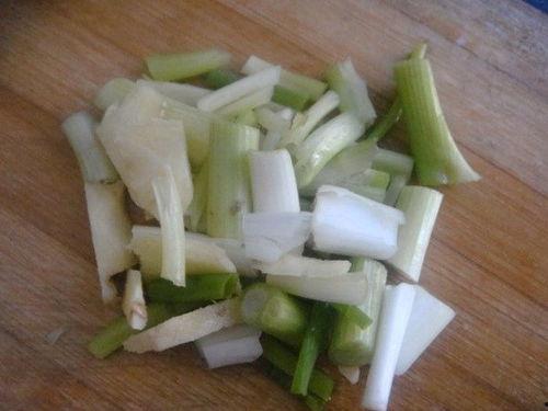 狗狗可以吃葫芦瓜汤吗,葫芦瓜汤的适宜性探讨