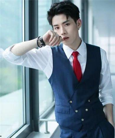 吃瓜法师男星,男星背后的那些事儿